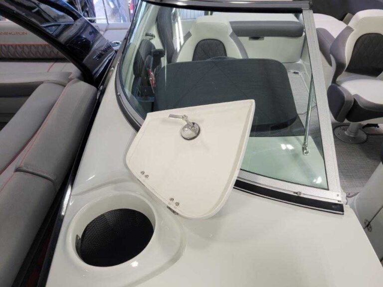 2022 Crownline 255 SS - Arch US-KIS88005H122 [photo 33]